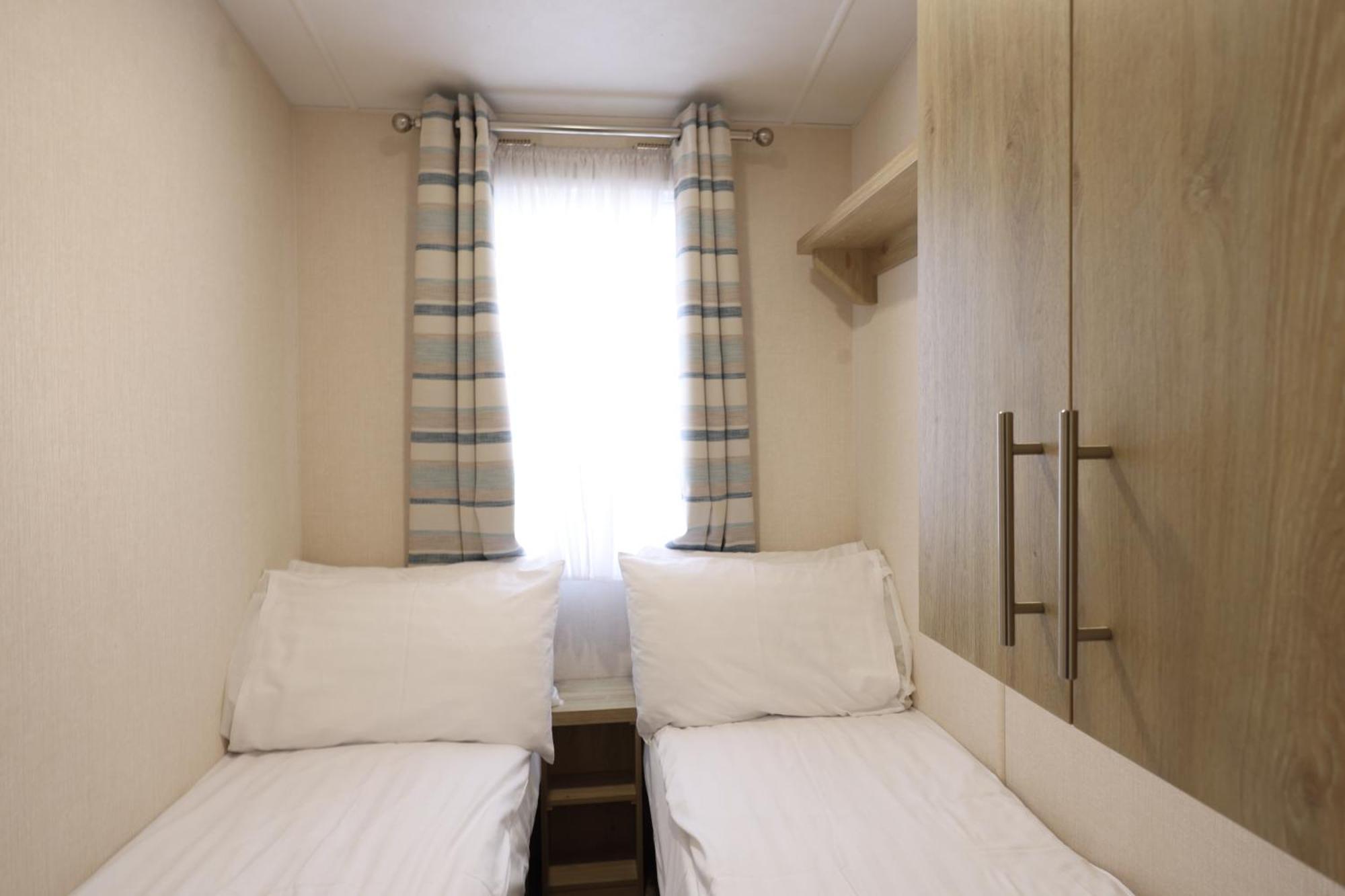 Mercury Yacht Harbour And Holiday Park Bursledon المظهر الخارجي الصورة