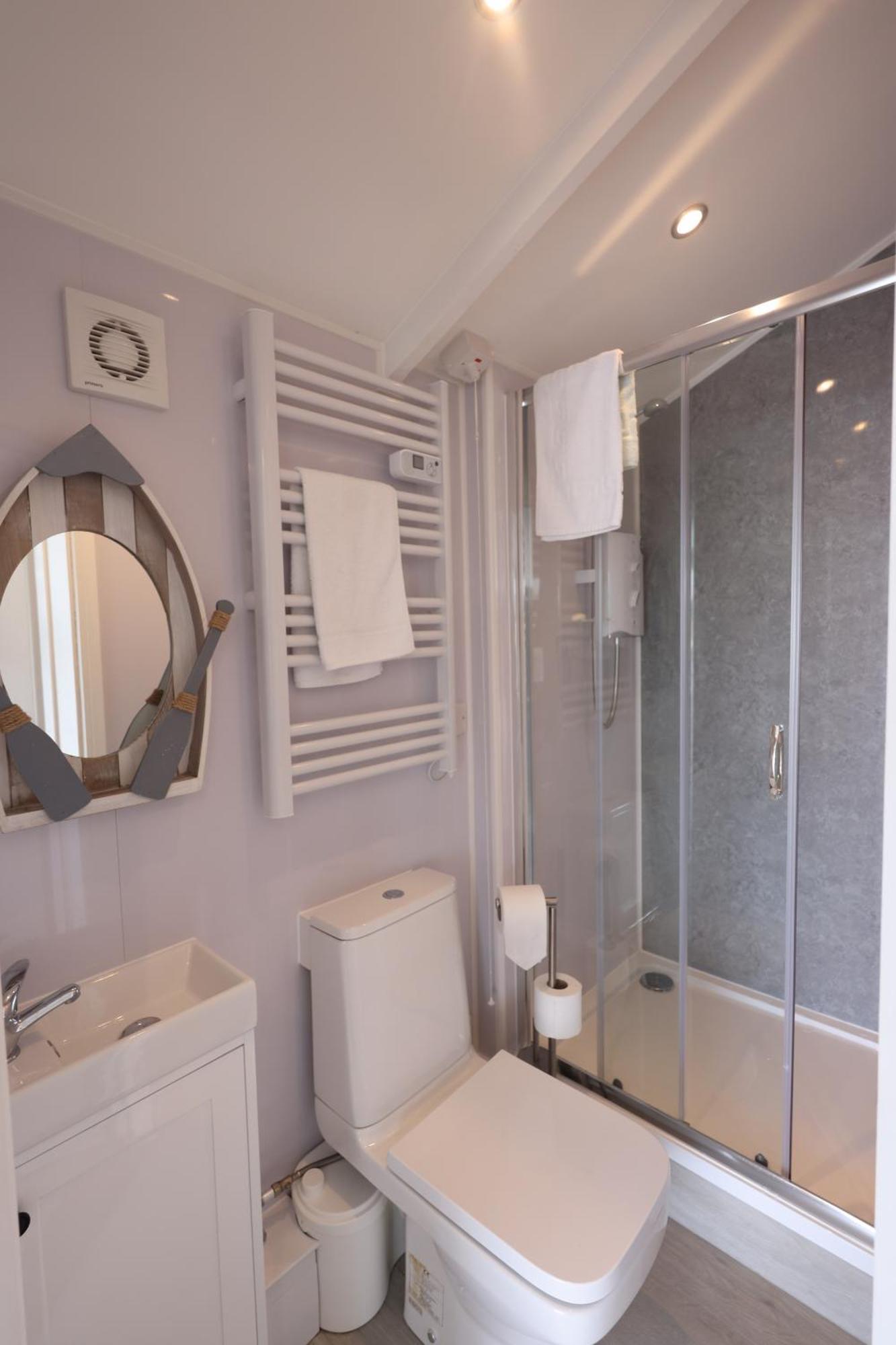Mercury Yacht Harbour And Holiday Park Bursledon المظهر الخارجي الصورة