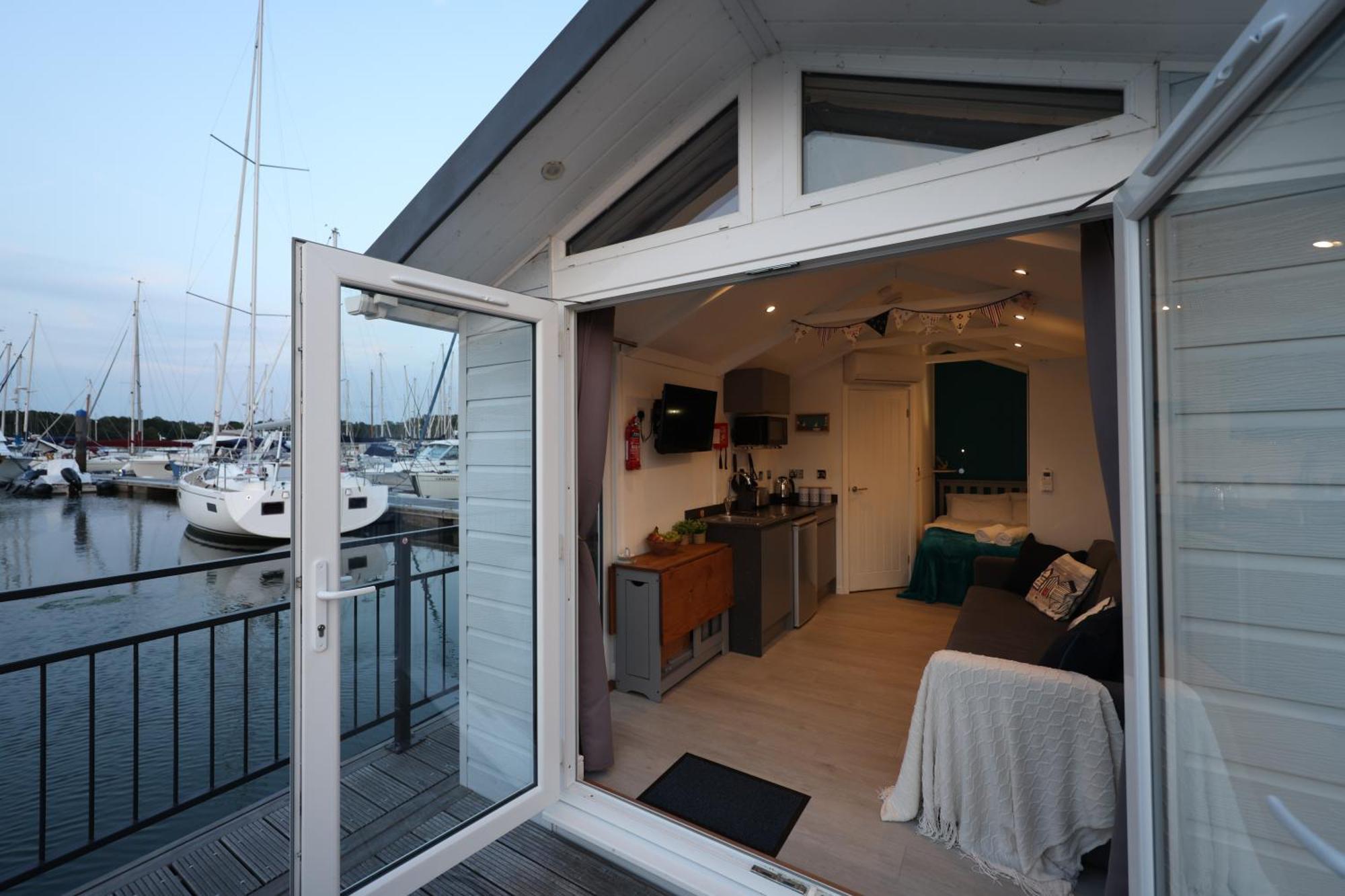 Mercury Yacht Harbour And Holiday Park Bursledon المظهر الخارجي الصورة