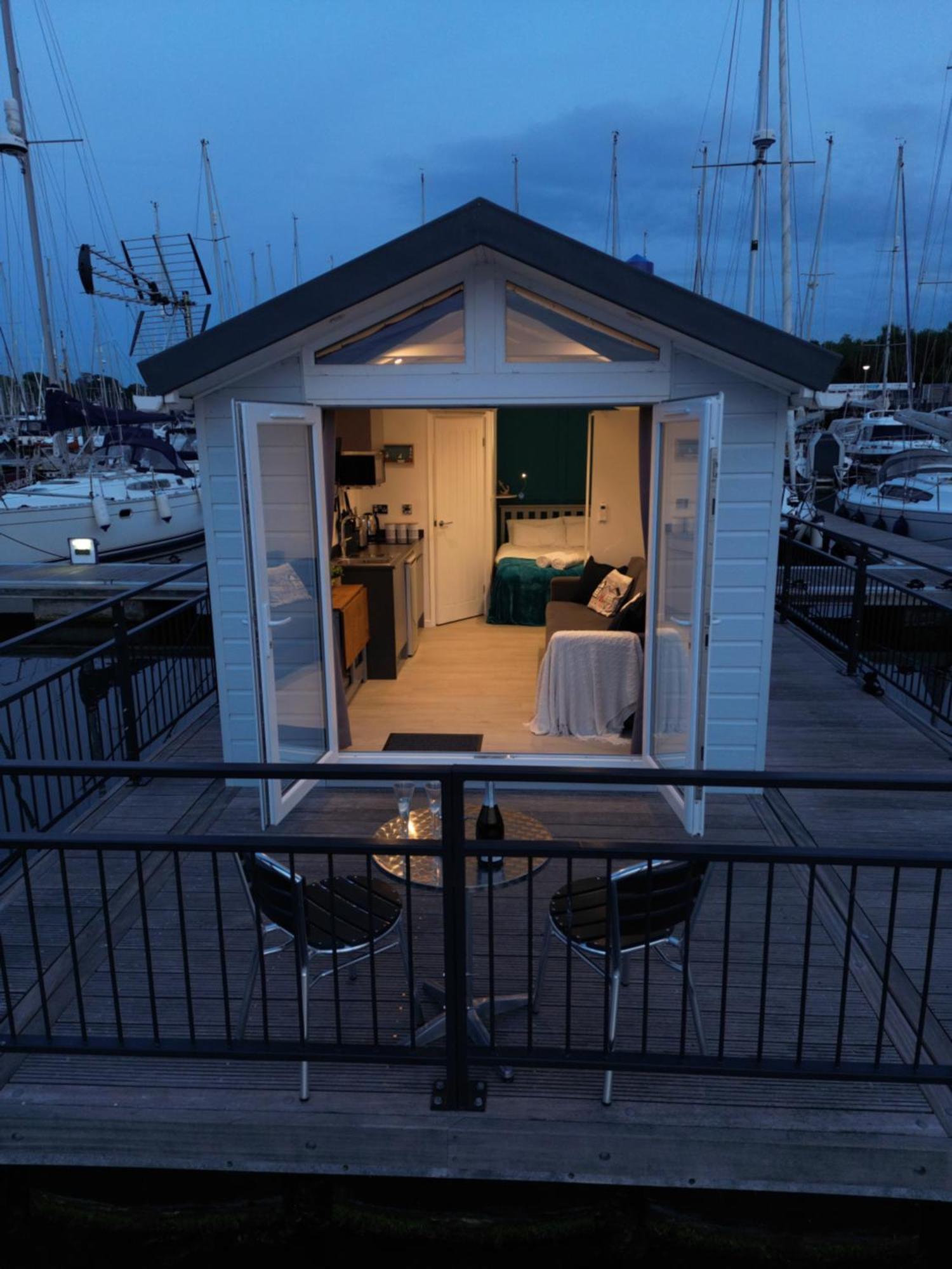 Mercury Yacht Harbour And Holiday Park Bursledon المظهر الخارجي الصورة
