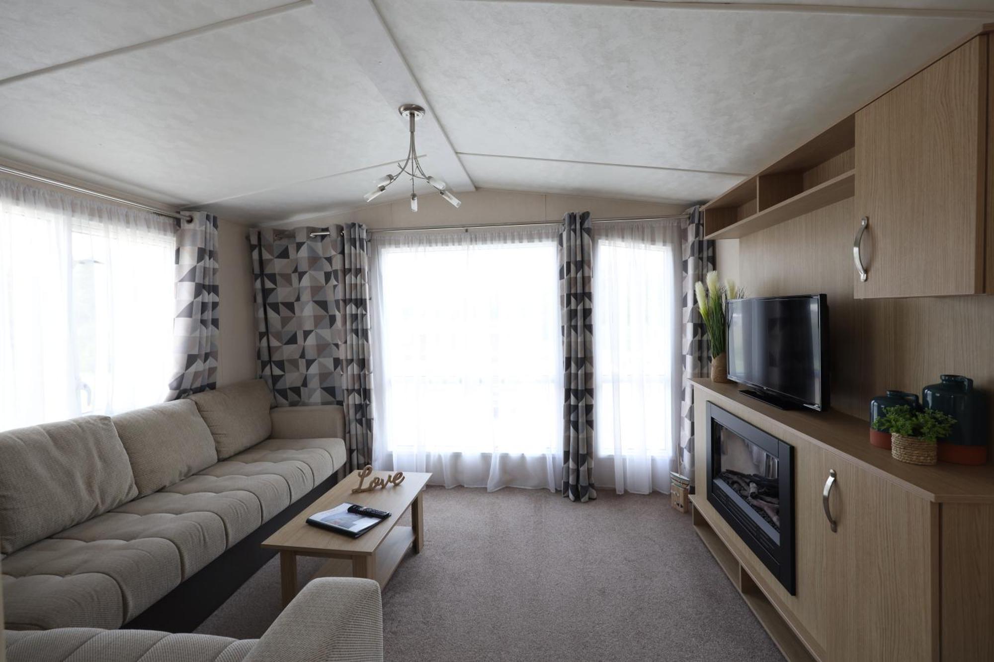 Mercury Yacht Harbour And Holiday Park Bursledon المظهر الخارجي الصورة