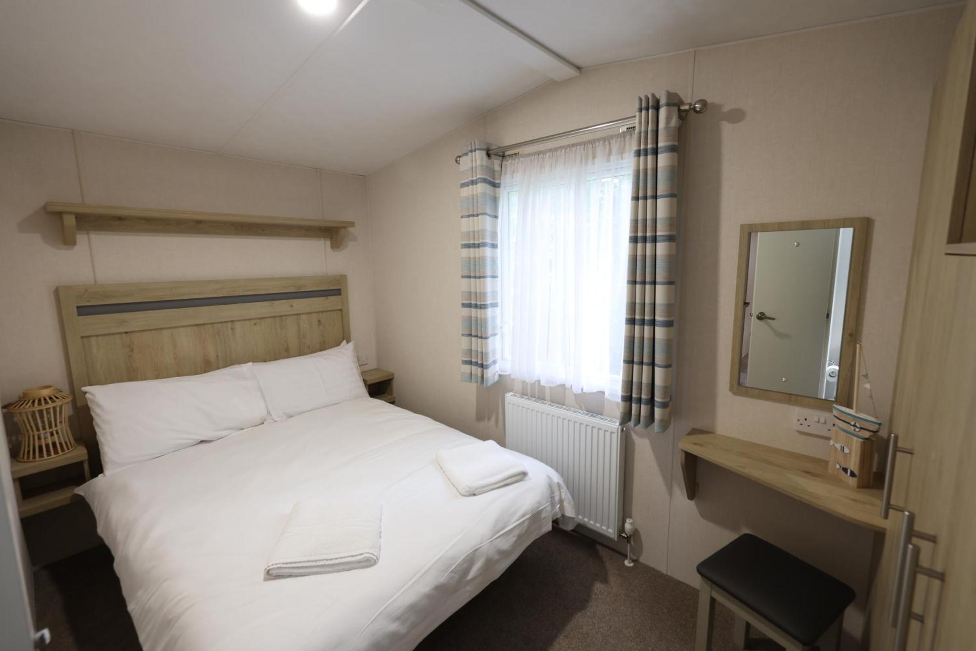 Mercury Yacht Harbour And Holiday Park Bursledon المظهر الخارجي الصورة
